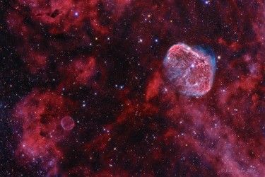 Cygnus: Bubble and Crescent